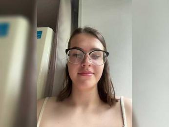 Yanchs webcam bongacams model stream image
