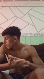 munir19001 webcam model stream image
