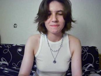 urrMila webcam model stream image