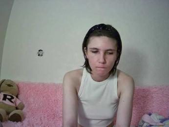 urrMila webcam model stream image