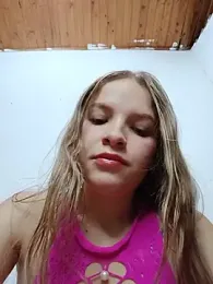 bambiluly webcam stripchat model stream image