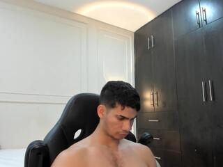 Andres Stud webcam flirt4free model stream image