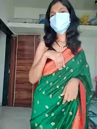 Shivani2002 webcam model stream image