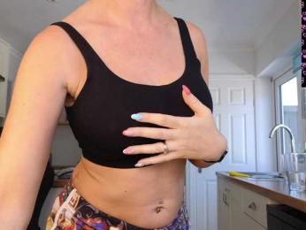 stripmequick webcam model stream image