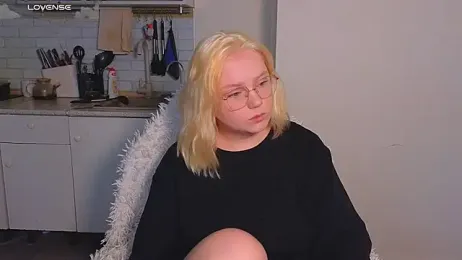 soft_focus webcam model stream image