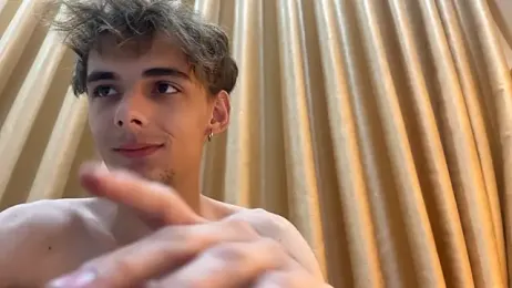 YourLucius webcam stripchat model stream image