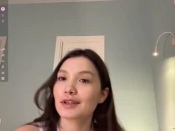 hazelhartshorn webcam model stream image