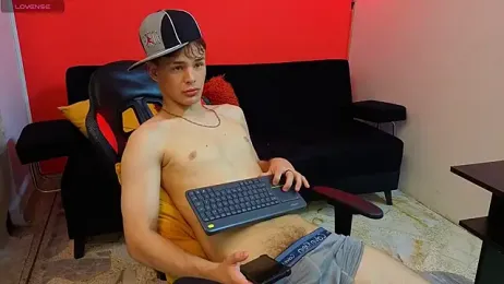 LoganSteel_ webcam stripchat model stream image