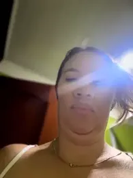 Emiily_lee webcam stripchat model stream image