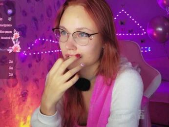 Armura webcam bongacams model stream image