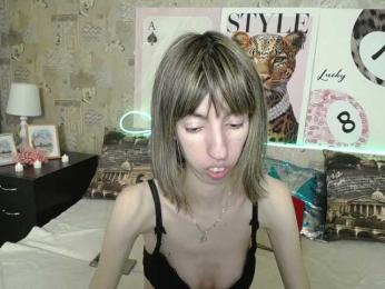 Unusual-G webcam model stream image