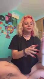 Emy_2002 webcam cam4 model stream image