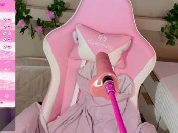 LeonaEviann webcam model stream image