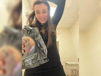 LustySass webcam bongacams model stream image