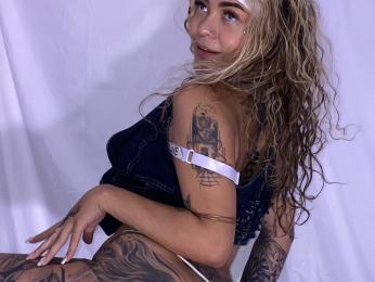 EvelynCortes webcam model stream image