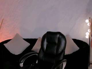 meganwest webcam model stream image