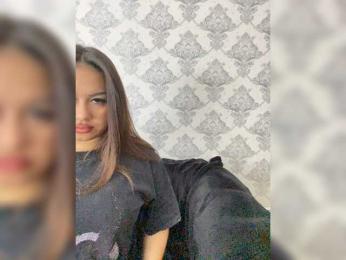 A-----------YA webcam model stream image