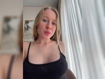 LiiBaby webcam model stream image