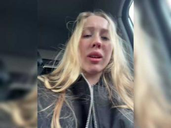 LiiBaby webcam model stream image