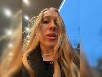 LiiBaby webcam model stream image