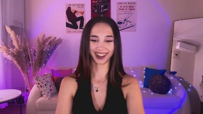 LexieVaka webcam model stream image