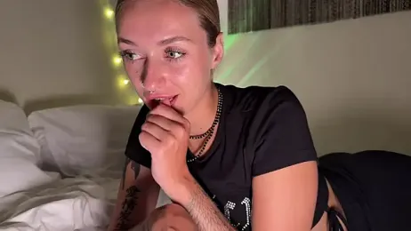 _Kiss_me_hard_ webcam model stream image