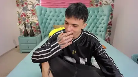 ClarkBev webcam model stream image