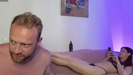 MaxMia webcam model stream image
