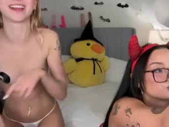 sam_drake webcam model stream image
