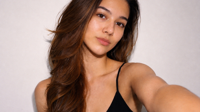Kira webcam model stream image
