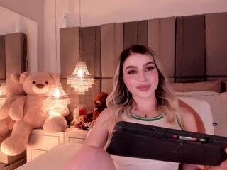 Mia Klein webcam flirt4free model stream image