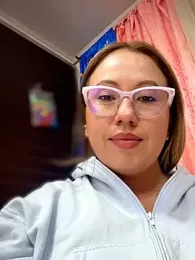 VIOLETA-25_ webcam model stream image