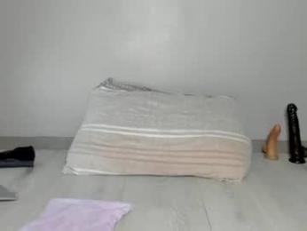 bigtroublelittlechina webcam model stream image