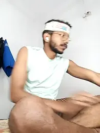 Robin681 webcam model stream image
