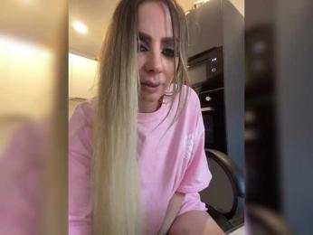 blondalina webcam model stream image