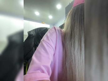 blondalina webcam model stream image