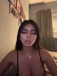 PrettyYoungHugeCockTS webcam stripchat model stream image