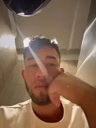 liam_bronw webcam stripchat model stream image