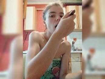 Terri-and-Kyle webcam model stream image