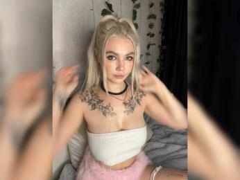 emmagoodgirl webcam model stream image