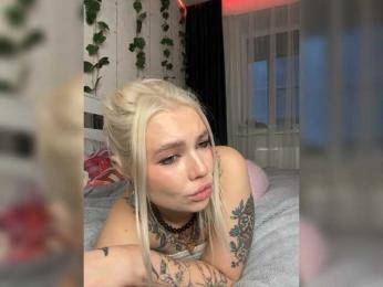 emmagoodgirl webcam model stream image