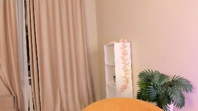 YungDowis webcam model stream image