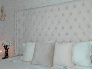 Stefy Flowers webcam model stream image