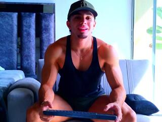 Dion Seans webcam flirt4free model stream image
