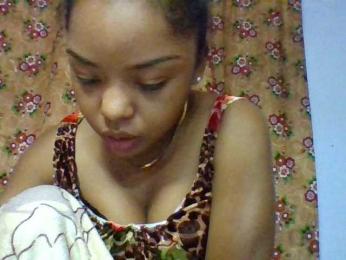 Elysa7 webcam model stream image