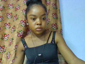 Elysa7 webcam bongacams model stream image