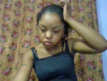 Elysa7 webcam model stream image