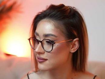 AileenKiss webcam bongacams model stream image