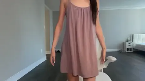 luvvivii webcam model stream image