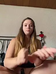 Rhyumii webcam model stream image